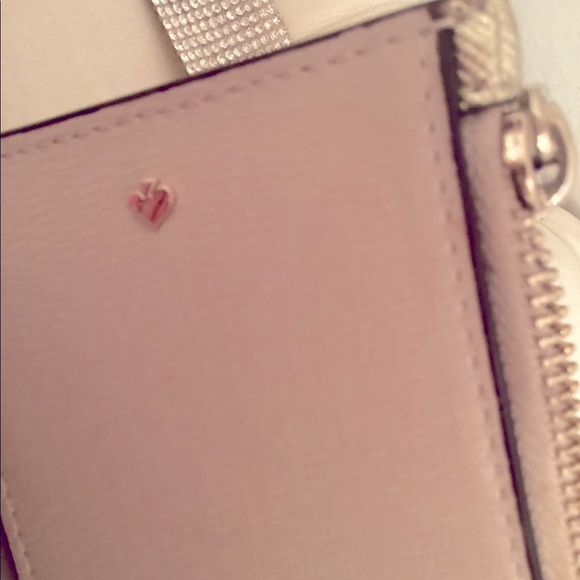 Beautiful gold leather Kate spade wallet nice size - Picture 4 of 5